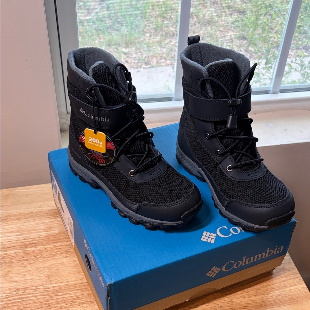 Columbia Charcoal Outdoor Boots Brand New Never Used.